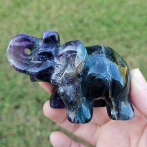 fluorite elephant 3.5 in
